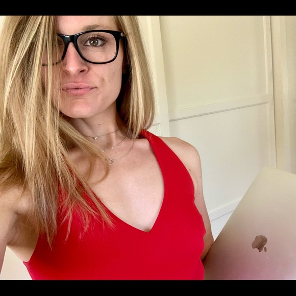 Meet your Posher, Alexis - Picture 4 of 10